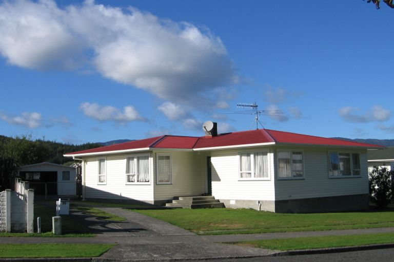 Photo of property in 30 Kairanga Crescent, Wainuiomata, Lower Hutt, 5014