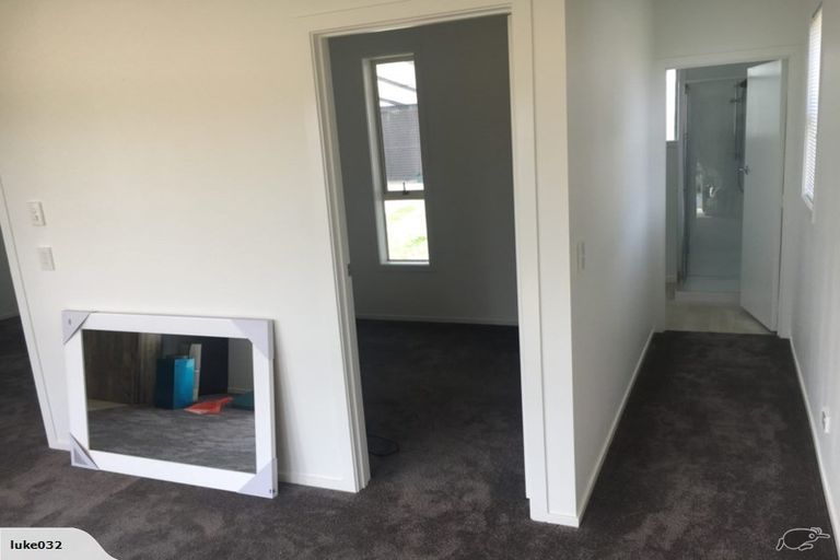 Photo of property in 12a Matai Road, Stanmore Bay, Whangaparaoa, 0932