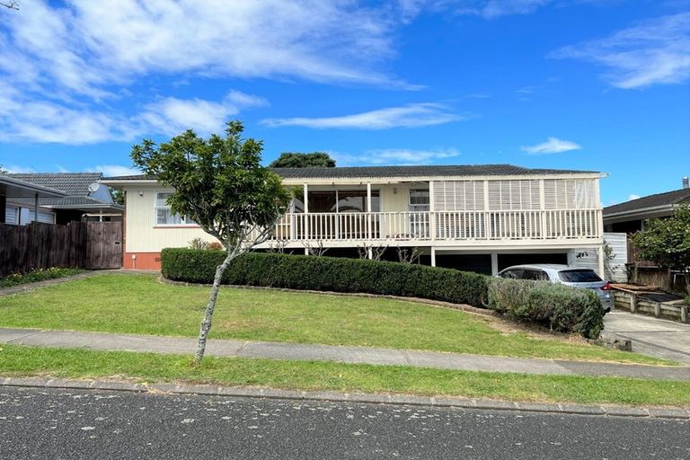 Photo of property in 18 Archmillen Avenue, Pakuranga Heights, Auckland, 2010