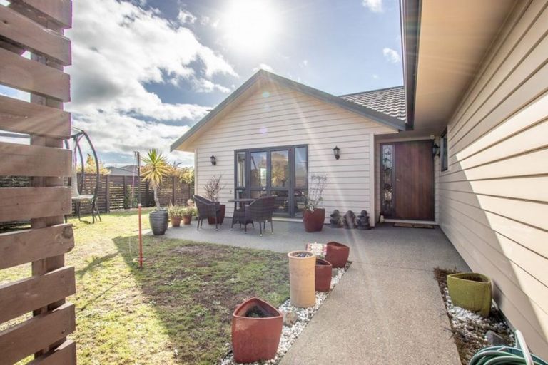 Photo of property in 91 Regent Drive, Paraparaumu Beach, Paraparaumu, 5032