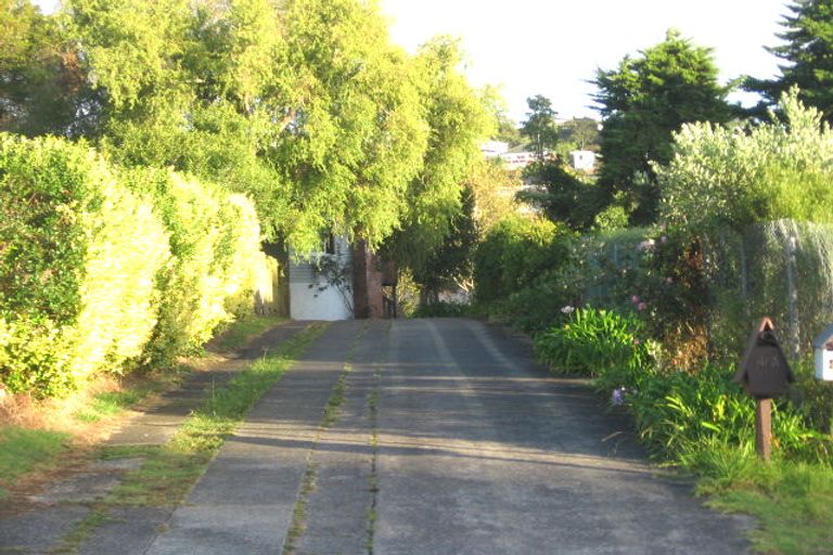 Photo of property in 1/44 Moore Street, Hillcrest, Auckland, 0627
