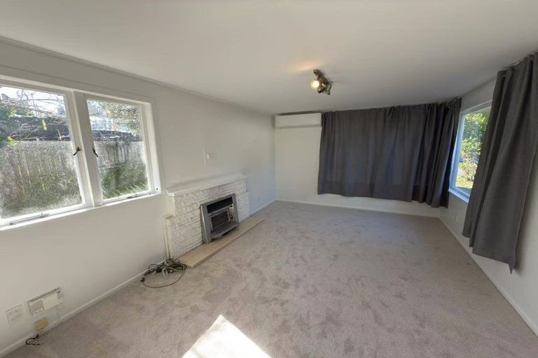 Photo of property in 29 Arrow Road, Forrest Hill, Auckland, 0620