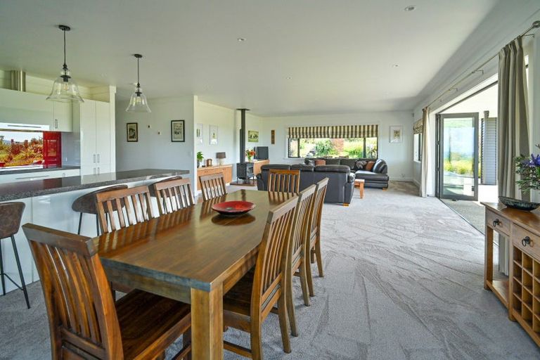 Photo of property in 63 Waipuka Road, Waimarama, Havelock North, 4294