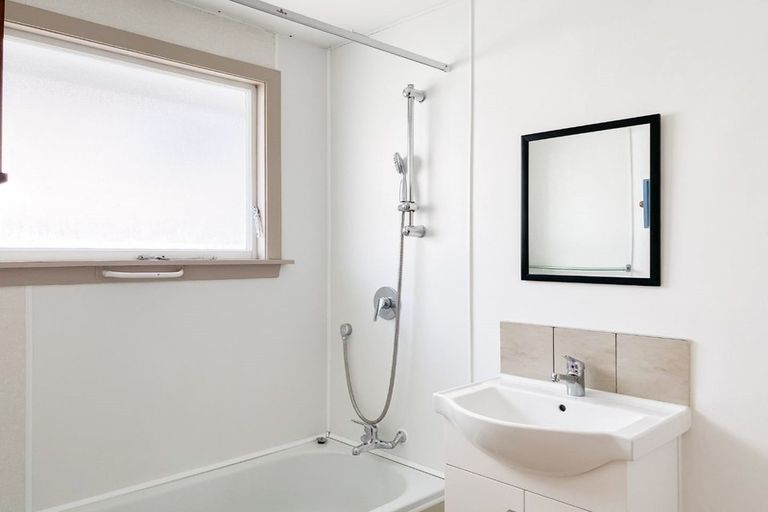 Photo of property in 3/64 Stanmore Road, Linwood, Christchurch, 8011