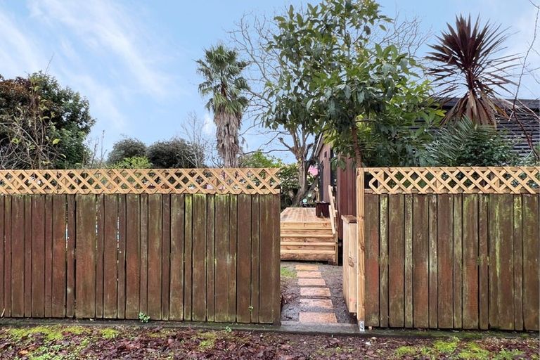 Photo of property in 17 Waikato Esplanade, Ngaruawahia, 3720