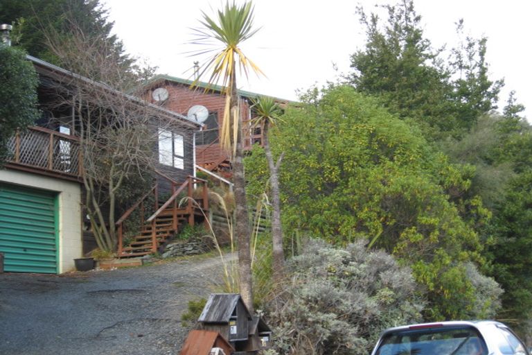 Photo of property in 9 Mackinnon Terrace, Sunshine Bay, Queenstown, 9300