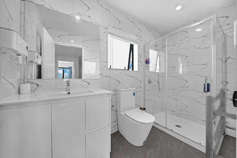 Photo of property in 162a Robertson Road, Mangere East, Auckland, 2024