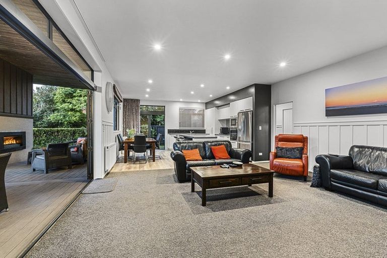 Photo of property in 14e Clinton Street, Fitzroy, New Plymouth, 4312