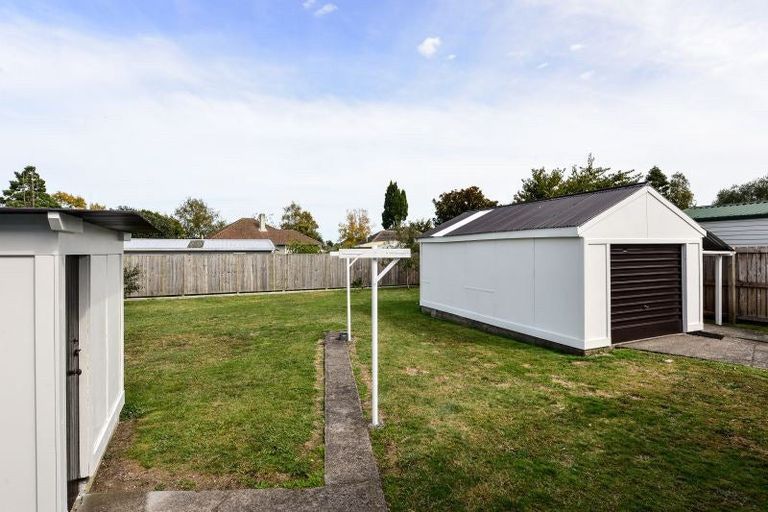 Photo of property in 40 Montgomery Crescent, Bader, Hamilton, 3206