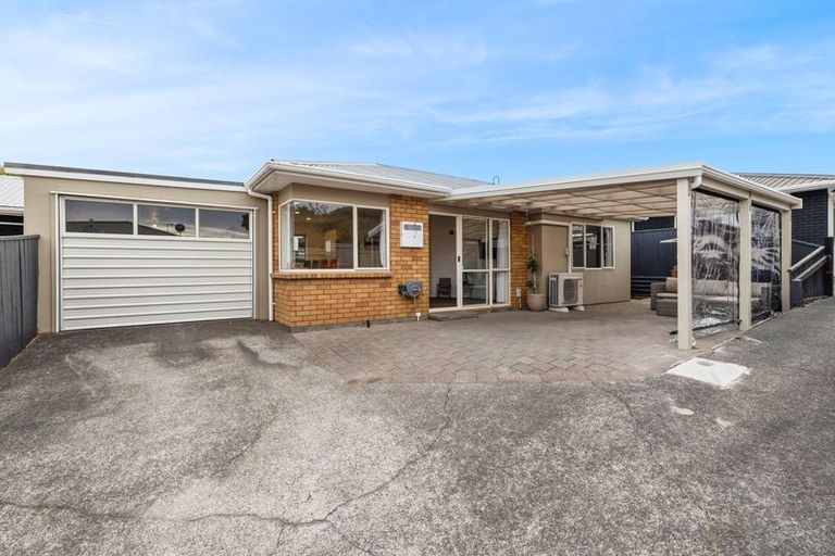 Photo of property in 10 Richmond Street, Fitzroy, New Plymouth, 4312