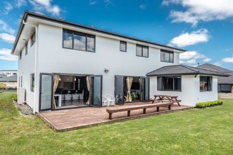 Photo of property in 35 Heathfield Avenue, Huntington, Hamilton, 3210