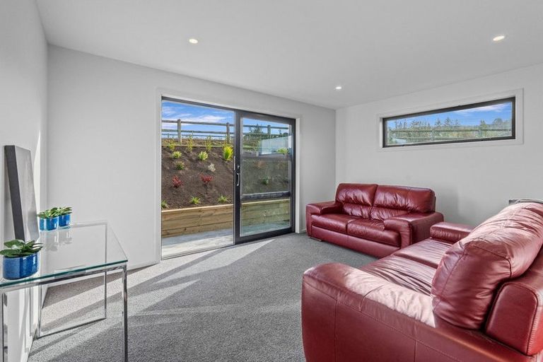 Photo of property in 22 Macleod Avenue, Halfway Bush, Dunedin, 9010