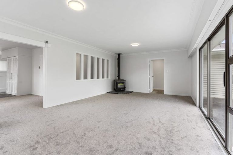 Photo of property in 1/49 Kelvin Road, Papakura, 2110
