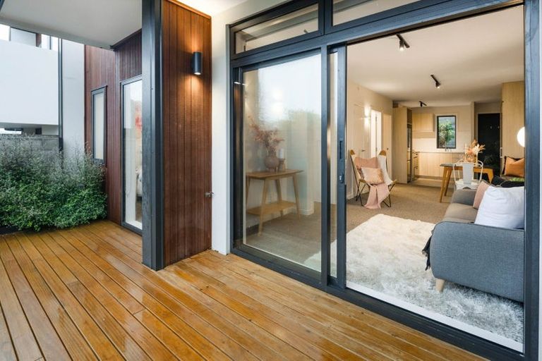 Photo of property in 2u3 Hindmarsh Street, Johnsonville, Wellington, 6037