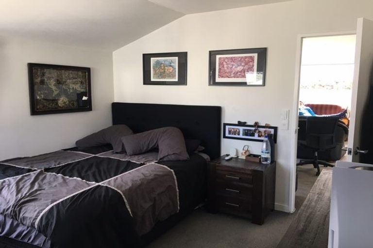 Photo of property in 18b Tamar Street, Island Bay, Wellington, 6023