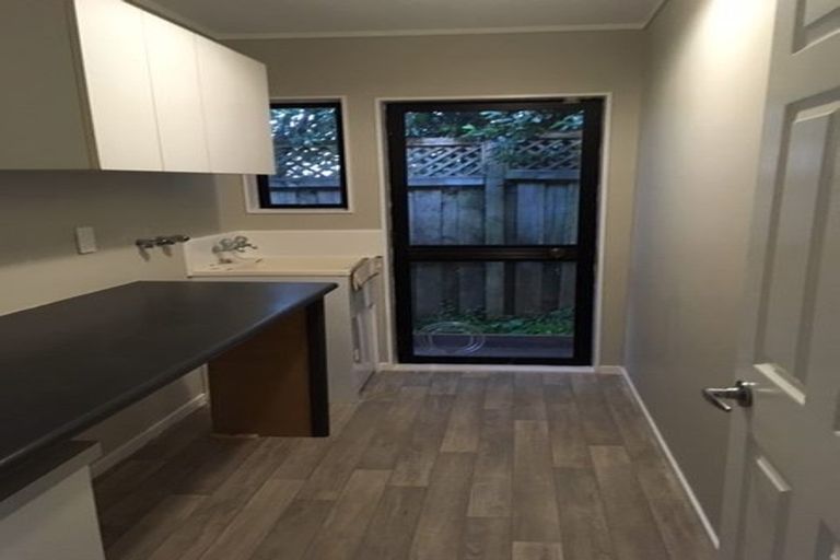 Photo of property in 240 Henderson Valley Road, Henderson, Auckland, 0612