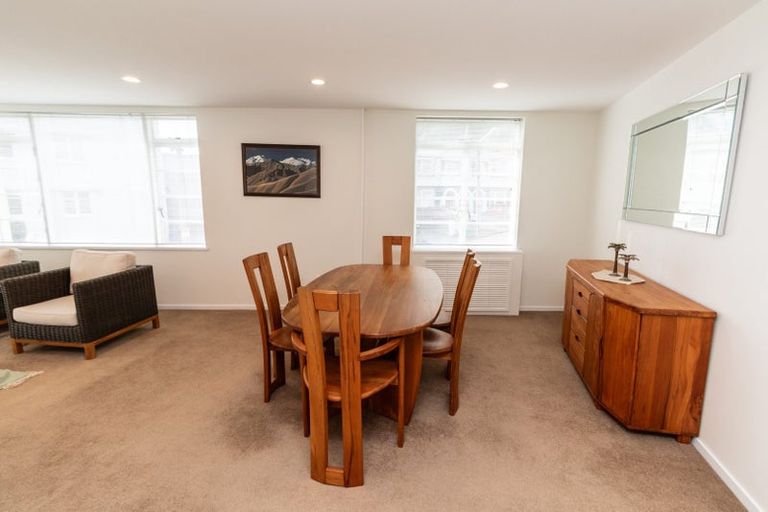 Photo of property in Wharenui Apartments, 274 Oriental Parade, Oriental Bay, Wellington, 6011