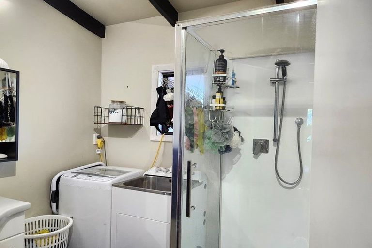 Photo of property in 31 Westside Road, Port Waikato, Tuakau, 2695