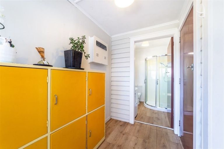 Photo of property in 65 Mcleod Road, Te Atatu South, Auckland, 0610