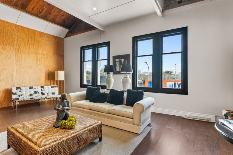 Photo of property in 224 Broadway, Marton, 4710