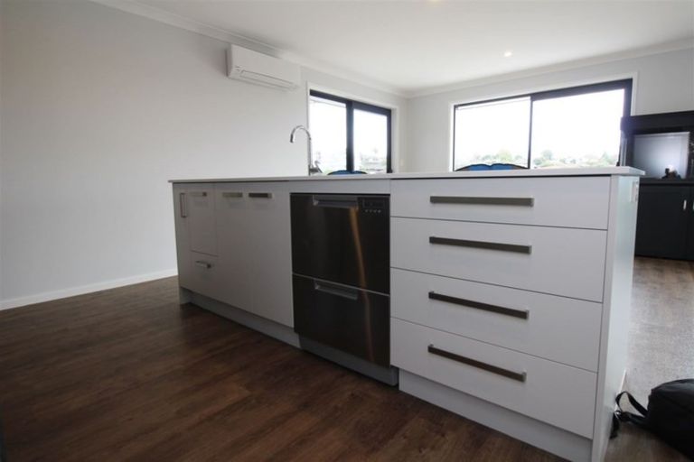 Photo of property in 15 Lomay Place, Te Puke, 3119