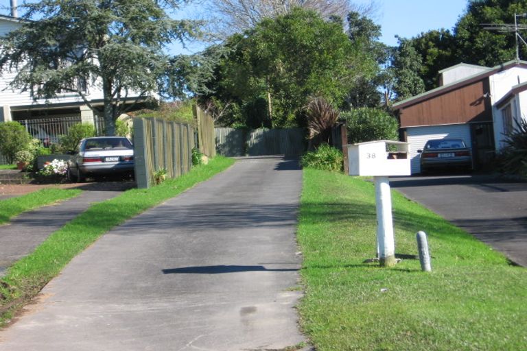 Photo of property in 38 Bodi Place, Te Atatu South, Auckland, 0610