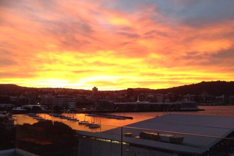 Photo of property in 4/154 Oriental Parade, Oriental Bay, Wellington, 6011