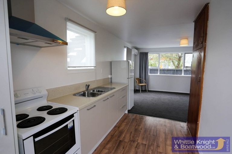 Photo of property in 3/2 Peverel Street, Riccarton, Christchurch, 8011