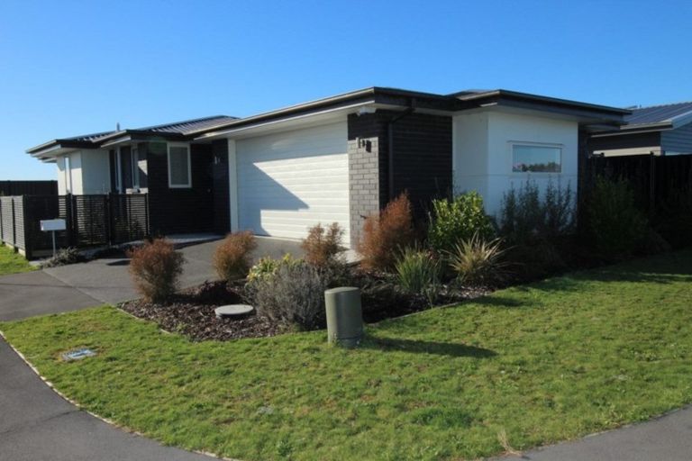 Photo of property in 14 Ngahau Street, Kaiapoi, 7630
