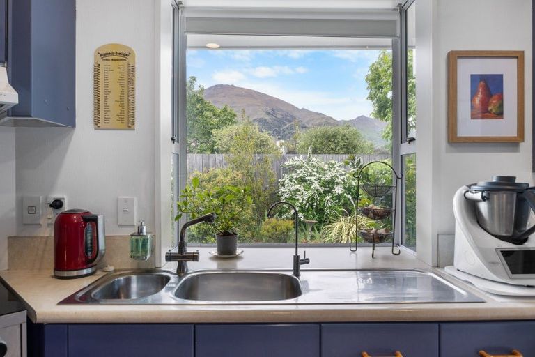 Photo of property in 17 Mill End, Wanaka, 9305