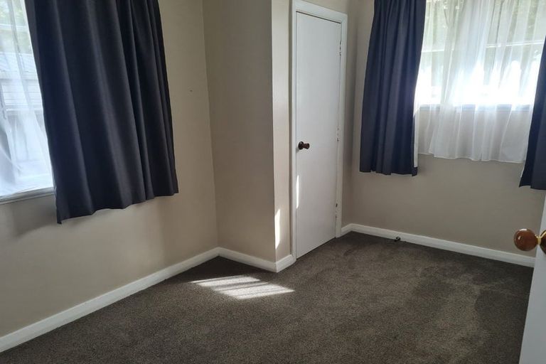 Photo of property in 614f1- Fergusson Drive, Trentham, Upper Hutt, 5018