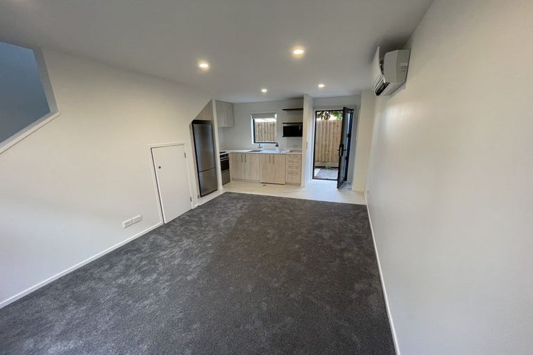 Photo of property in 8/19 Karamu Street, Te Atatu Peninsula, Auckland, 0610