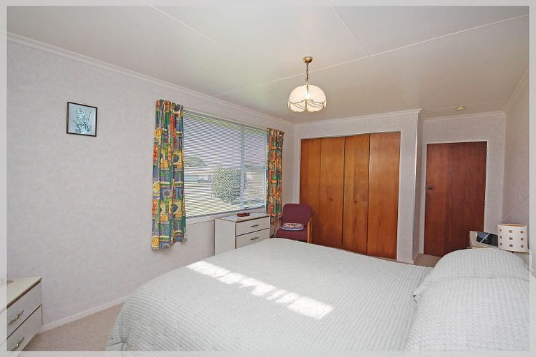 Photo of property in 37 Futter Street, Foxton, 4814