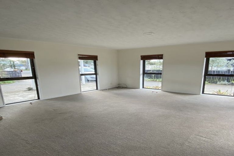 Photo of property in 136 Manly Street, Paraparaumu Beach, Paraparaumu, 5032