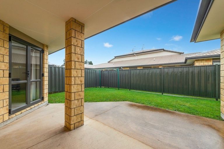 Photo of property in 49/64 Kawaha Point Road, Kawaha Point, Rotorua, 3010