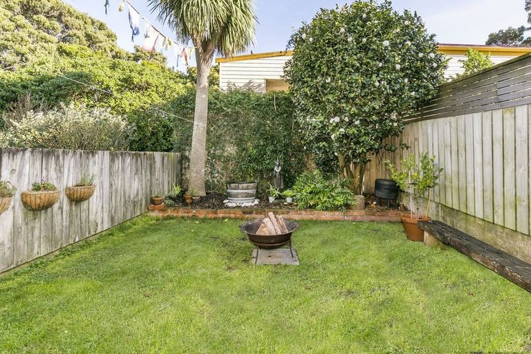 Photo of property in 42 Coromandel Street, Newtown, Wellington, 6021