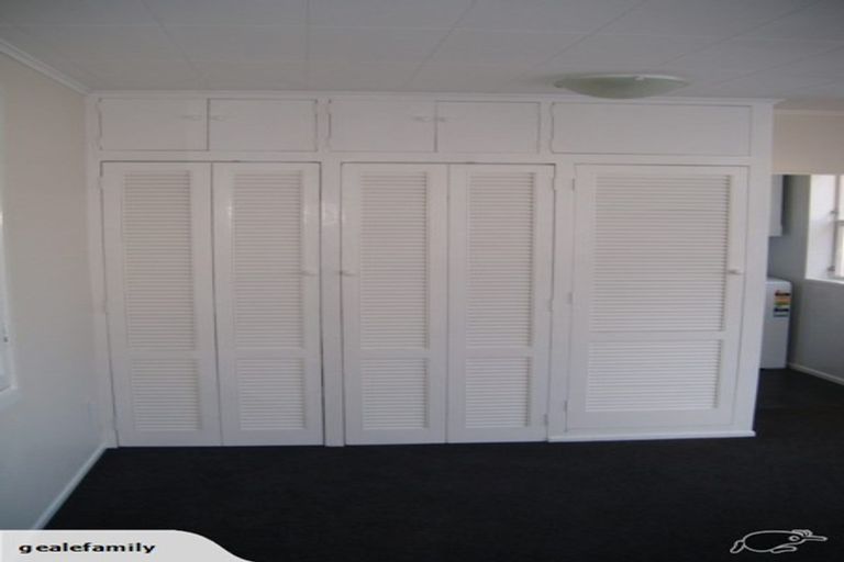 Photo of property in 36 Burnham Street, Seatoun, Wellington, 6022