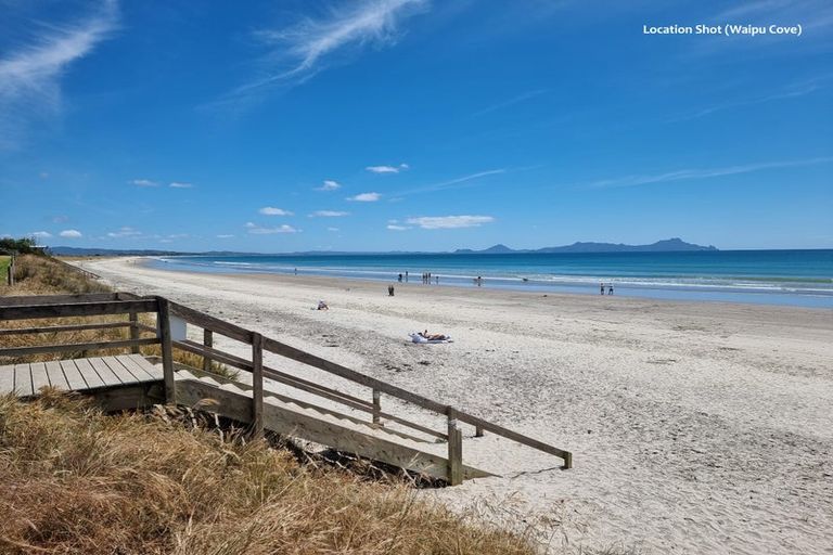 Photo of property in 6 Breton Drive, Waipu, 0510