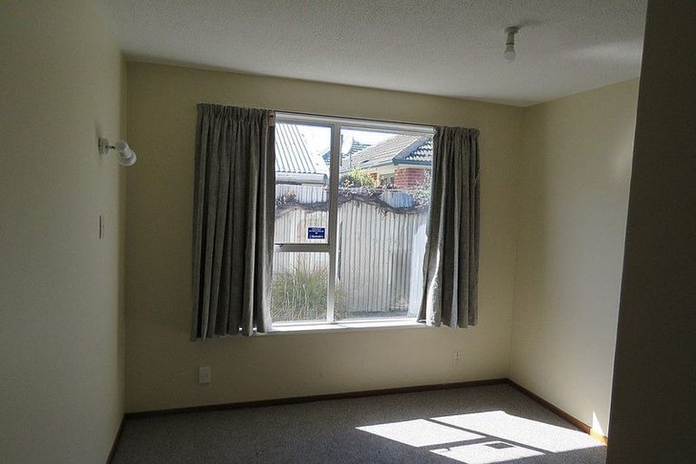 Photo of property in 52 Waimairi Road, Upper Riccarton, Christchurch, 8041