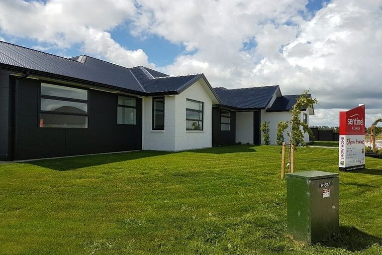 Photo of property in 2 Helen June Avenue, Flagstaff, Hamilton, 3210