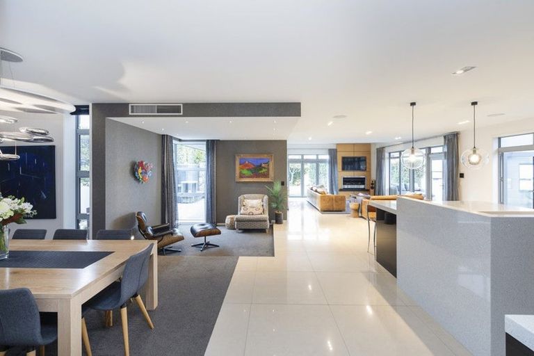 Photo of property in 101 Glenstrae Road, Redcliffs, Christchurch, 8081