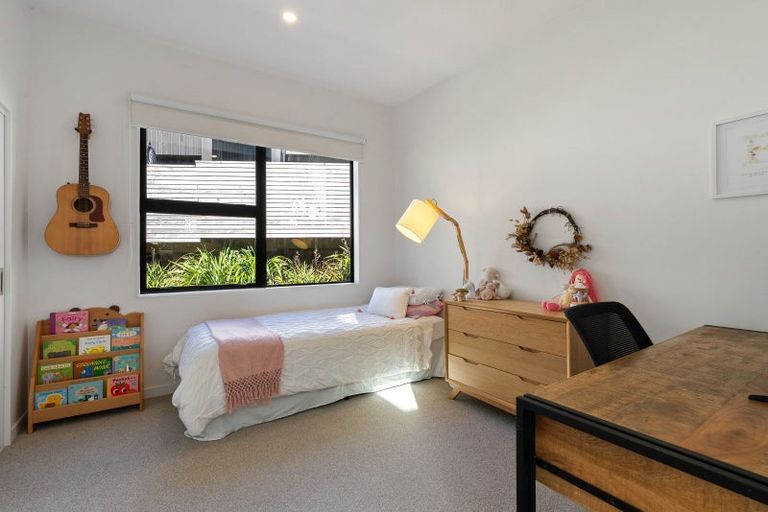Photo of property in 10 Rua Kai Way, Brooklyn, Wellington, 6021