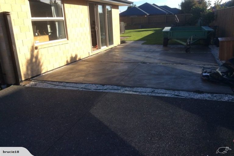 Photo of property in 44 Lewis Crescent, Rolleston, 7614