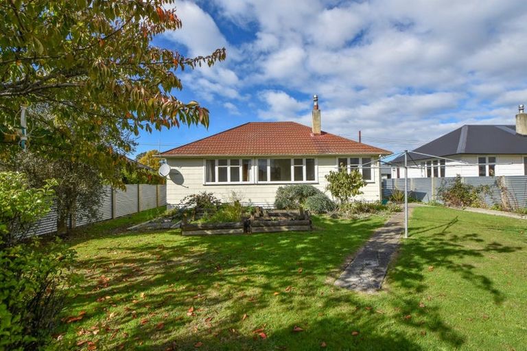 Photo of property in 162 Cole Street, Masterton, 5810