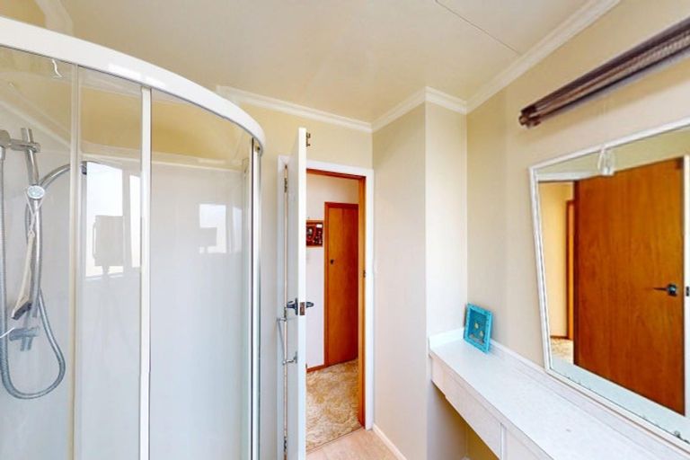 Photo of property in 121 Rua Avenue, Waitarere Beach, Levin, 5510