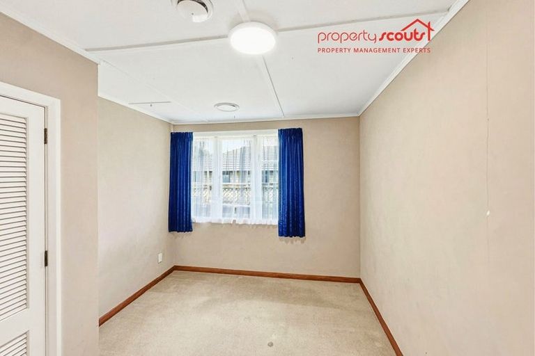 Photo of property in 198 Oxford Terrace, Avalon, Lower Hutt, 5011