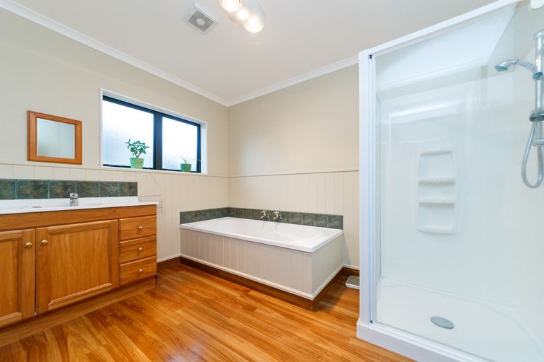 Photo of property in 20 Rose Place, Awapuni, Palmerston North, 4412