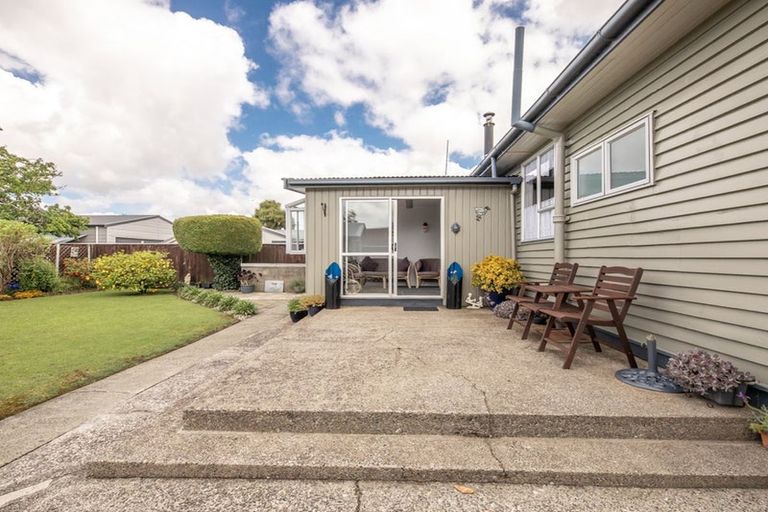 Photo of property in 97 Queen Street, Westport, 7825