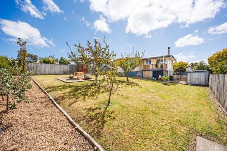 Photo of property in 10 Heatherlea Heights, Feilding, 4702