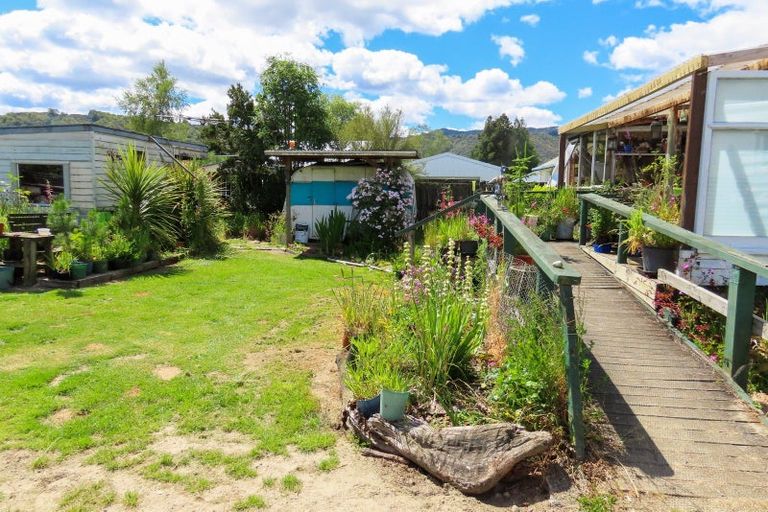 Photo of property in 8 Conlon Street, Reefton, 7830
